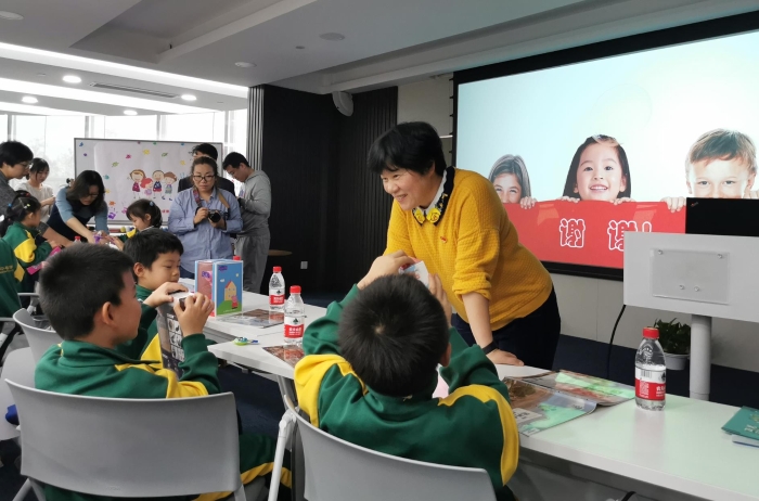 把疫苗安全的信任基石根植于孩子幼小心灵